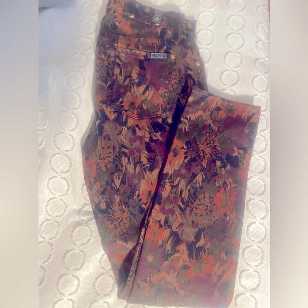 7 for All Mankind Multicolor Floral 
Skinny Low Rise Jean Size 6